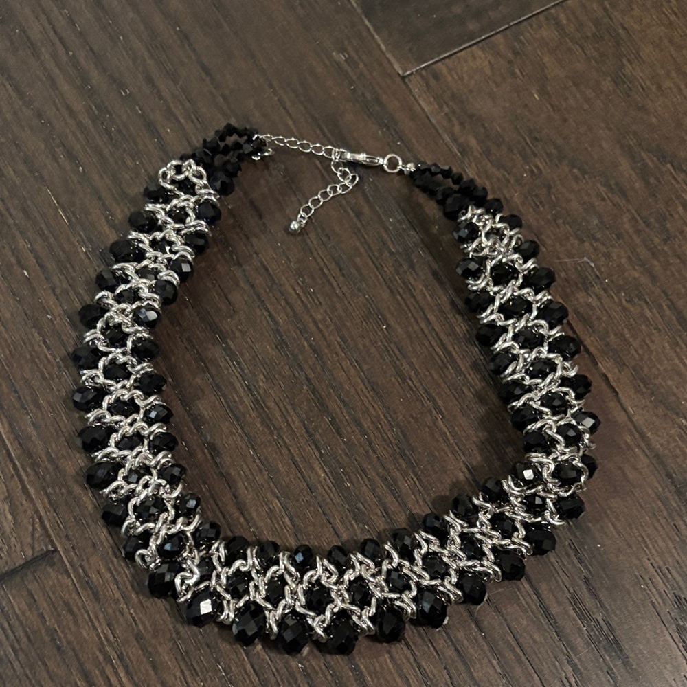 Elegant Black and Silver Necklace